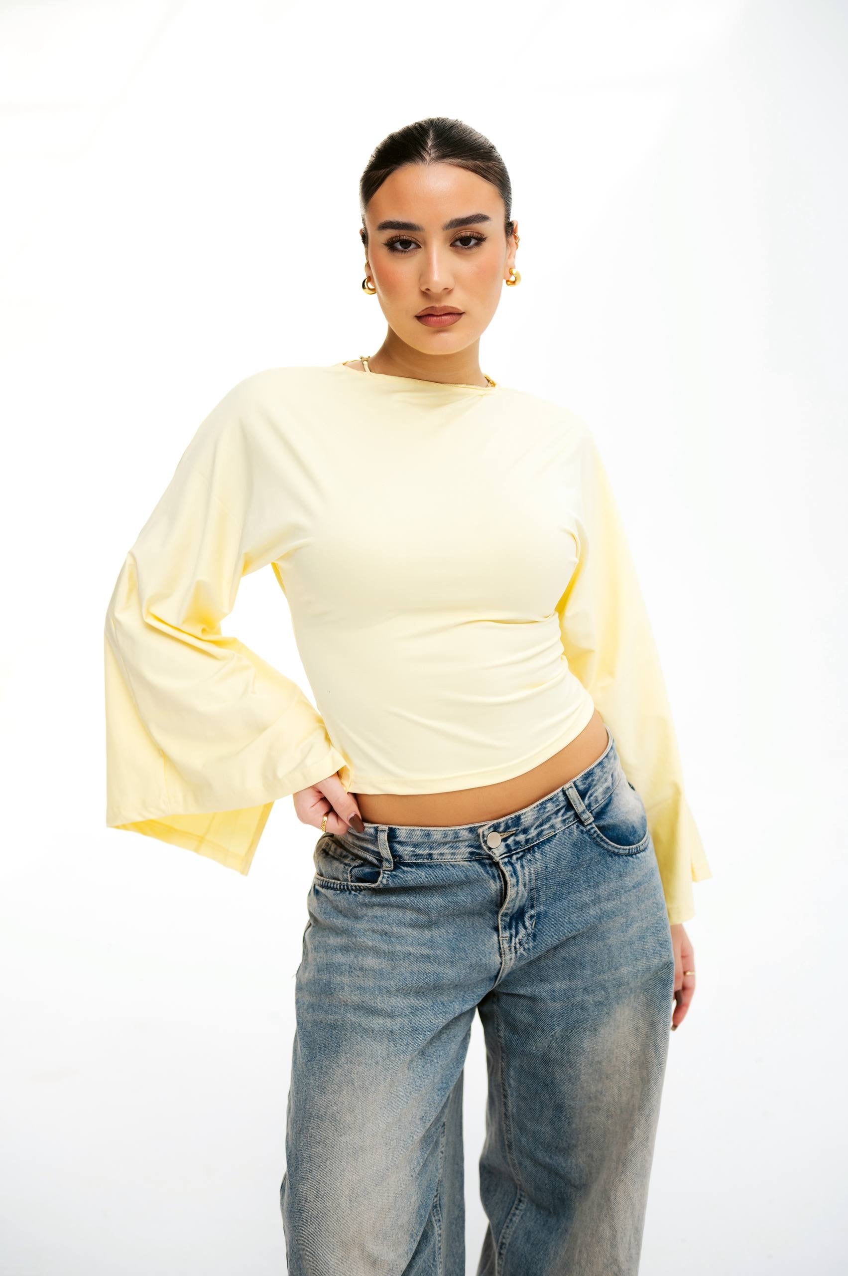 SLIM FIT U-NECK TANK TOP 05
