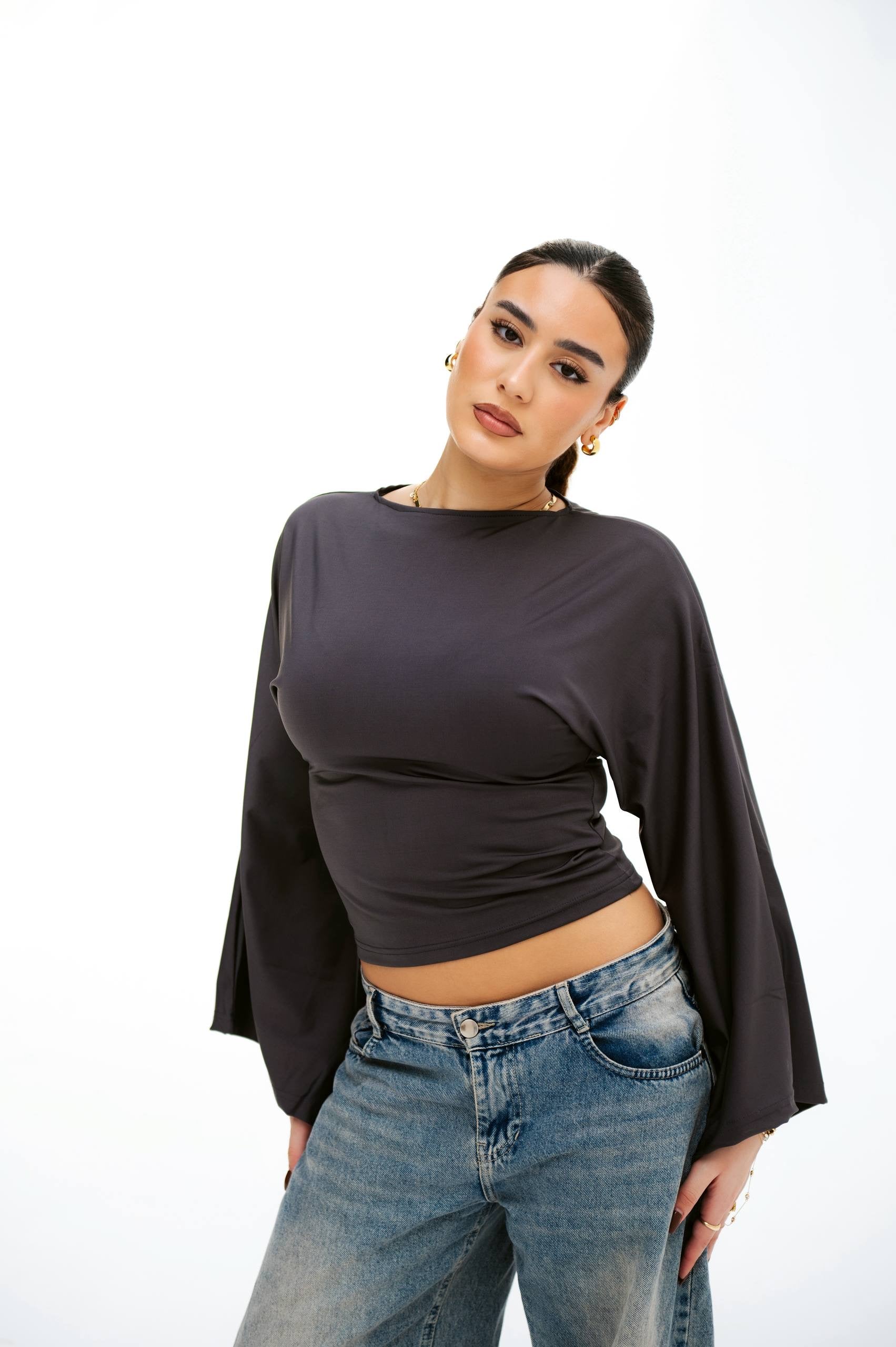 SLIM FIT U-NECK TANK TOP 05
