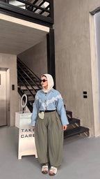 Relaxed Fit Balloon Pants