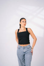 SLIM FIT U-NECK TANK TOP 04