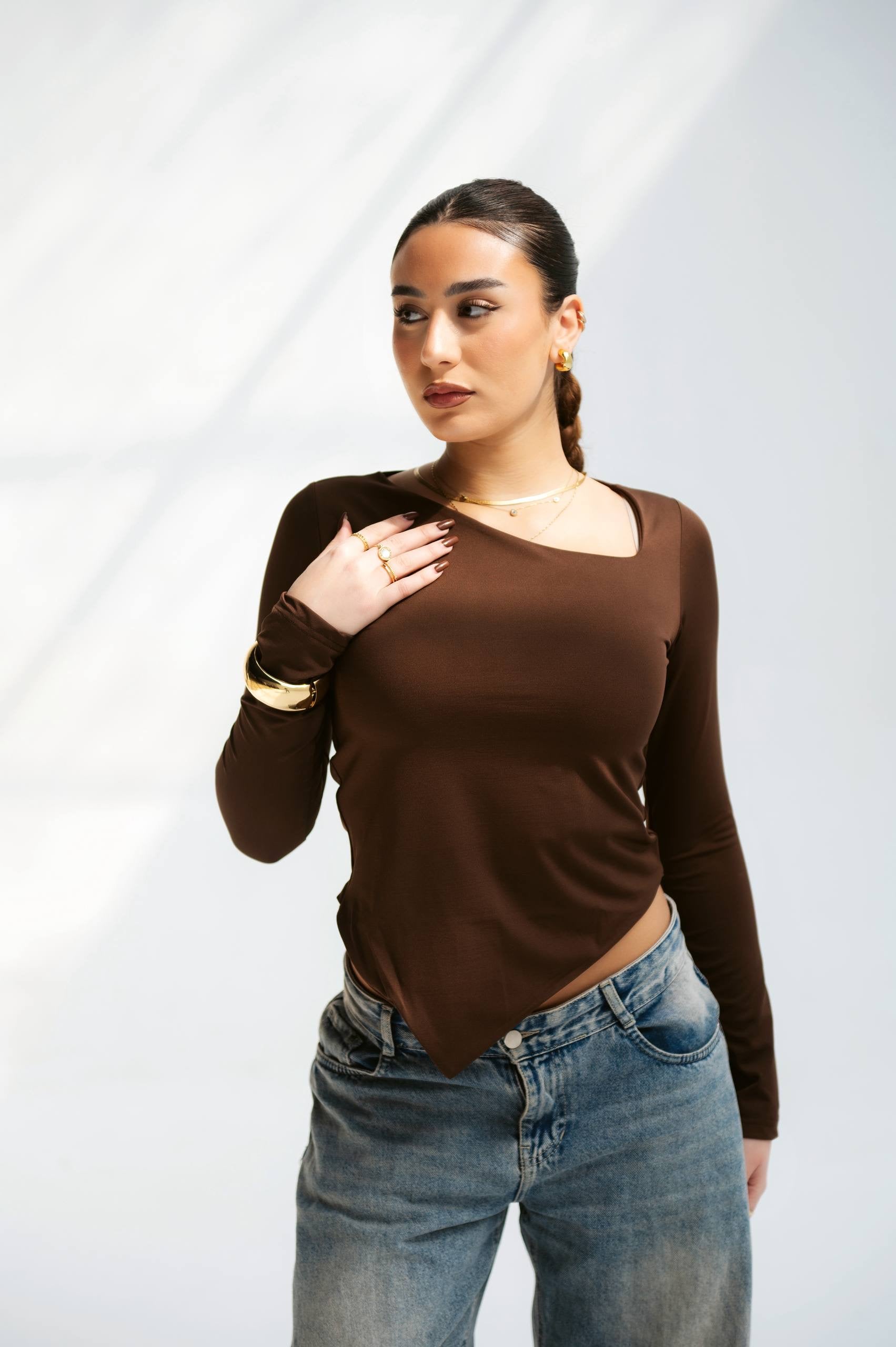 Tilted V Neck Top 03