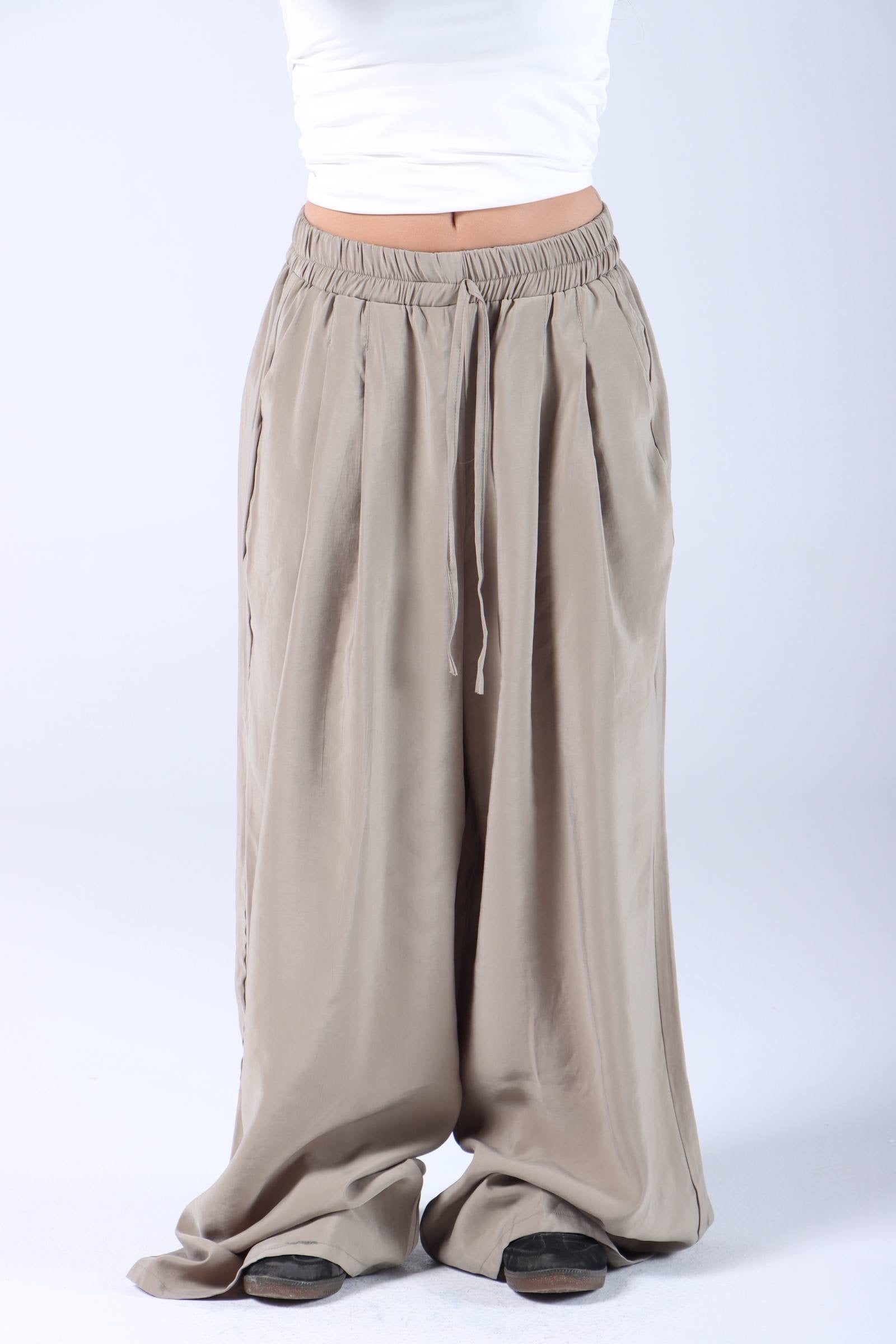 Relaxed Fit Oversized Pants