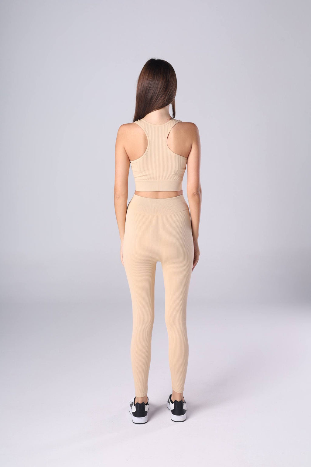 Sports suit Rip pieces