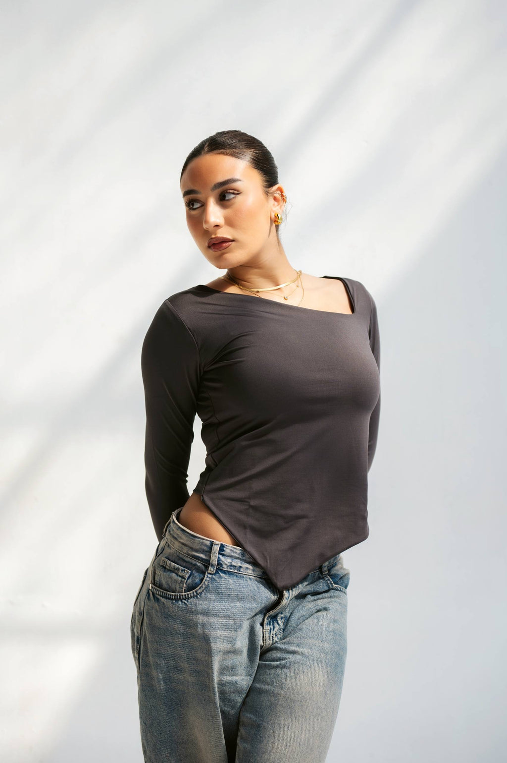 Tilted V Neck Top 03