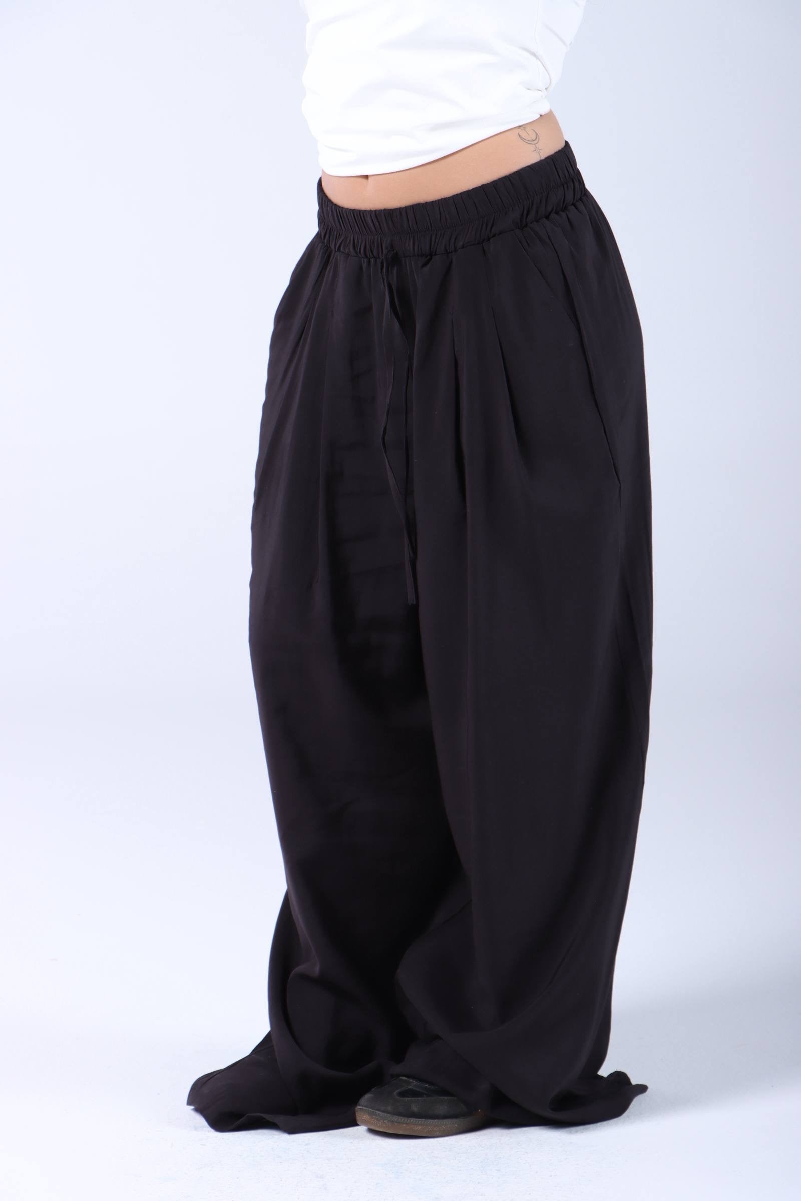 Relaxed Fit Oversized Pants