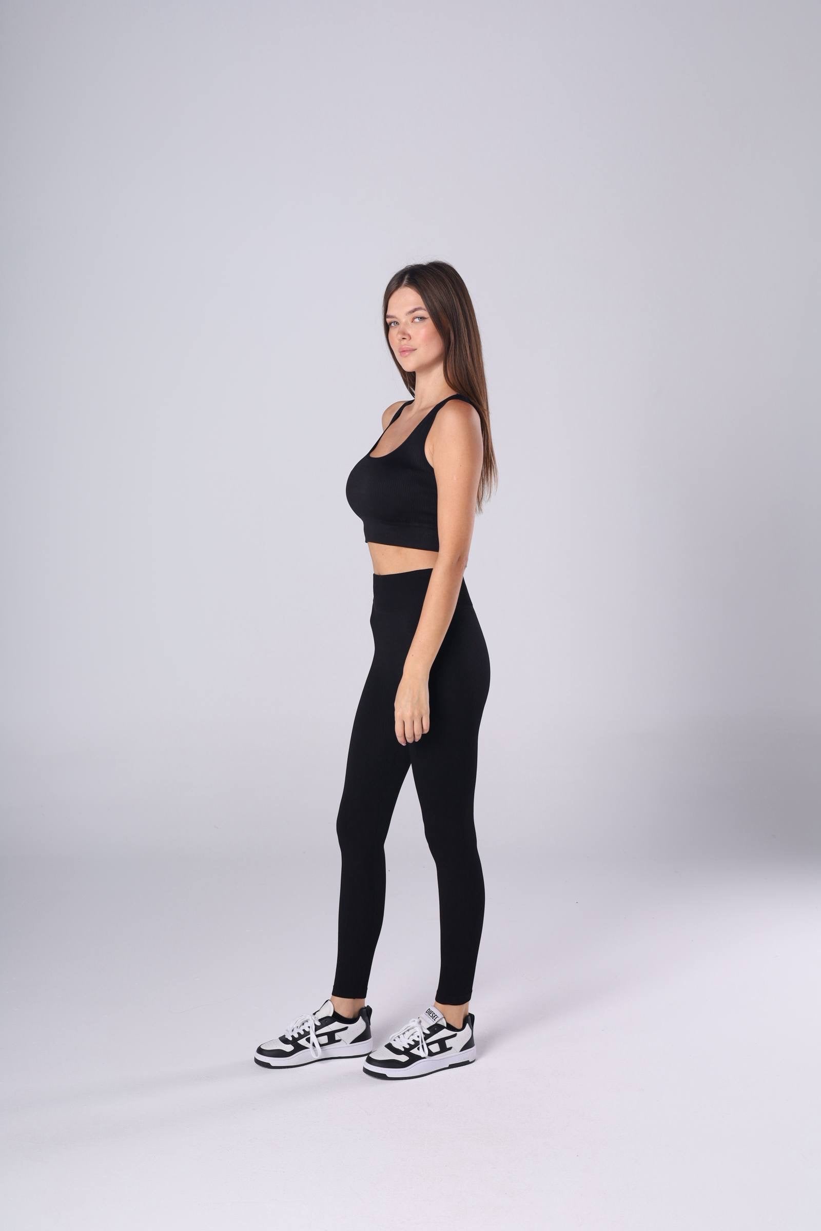 Sports suit Rip pieces