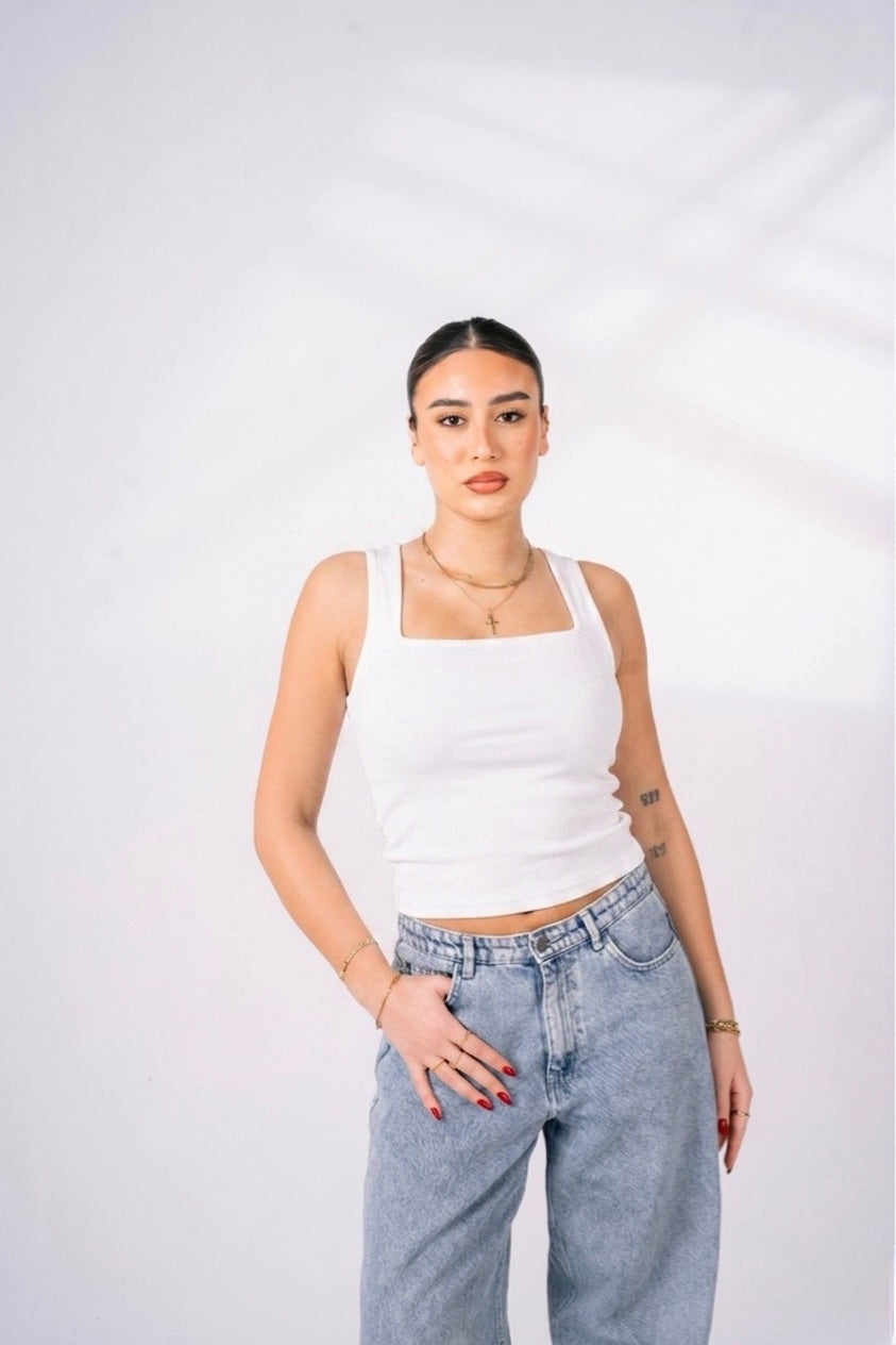 SLIM FIT U-NECK TANK TOP 04