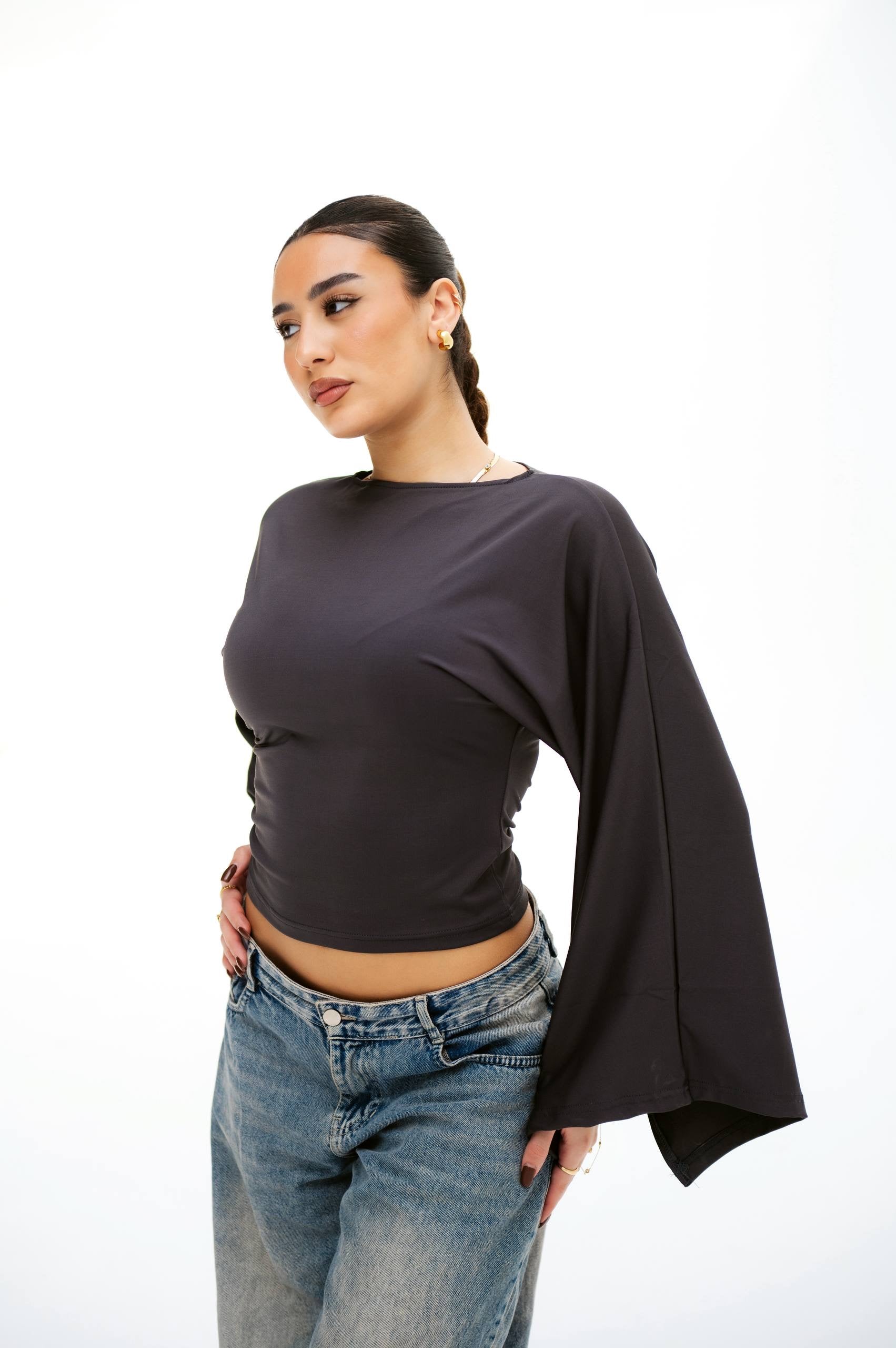 SLIM FIT U-NECK TANK TOP 05
